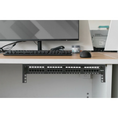 Digitus Nástěnný držák pro 19palcové zařízení, 4U, černá