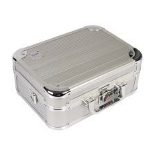Doerr SILVER 20 fotokufr (25,5x9,5x17,5 cm, 1,2 kg, molitanová výplň) Doerr SILVER 20 fotokufr (25,5x9,5x17,5 cm, 1,2 kg, molitanová výplň)