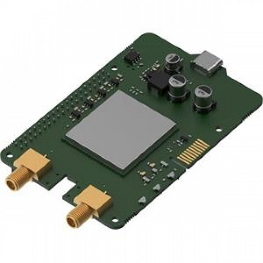Teltonika EBD070 Calyx 5G Red Cap Modem pro Raspberry Pi 4 a 5