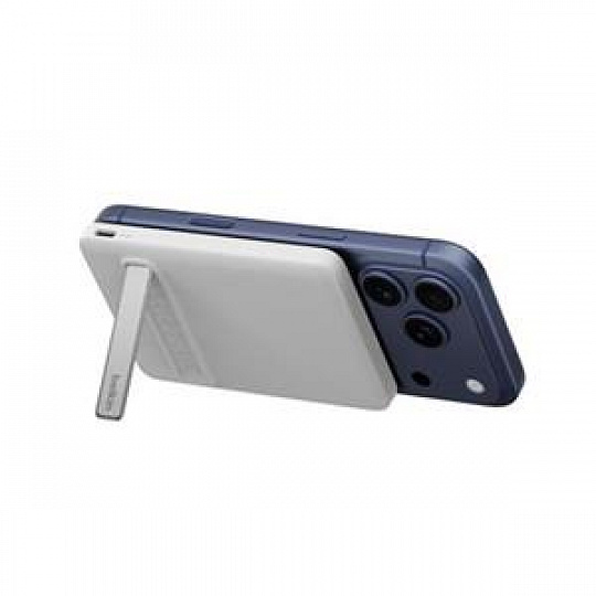 Belkin BOOST CHARGE™ Qi2 Magnetická Bezdrátová PowerBanka se stojánkem, 5000mAh, slim, bílá Belkin BOOST CHARGE™ Qi2 Magnetická Bezdrátová PowerBanka se stojánkem, 5000mAh, slim, bílá